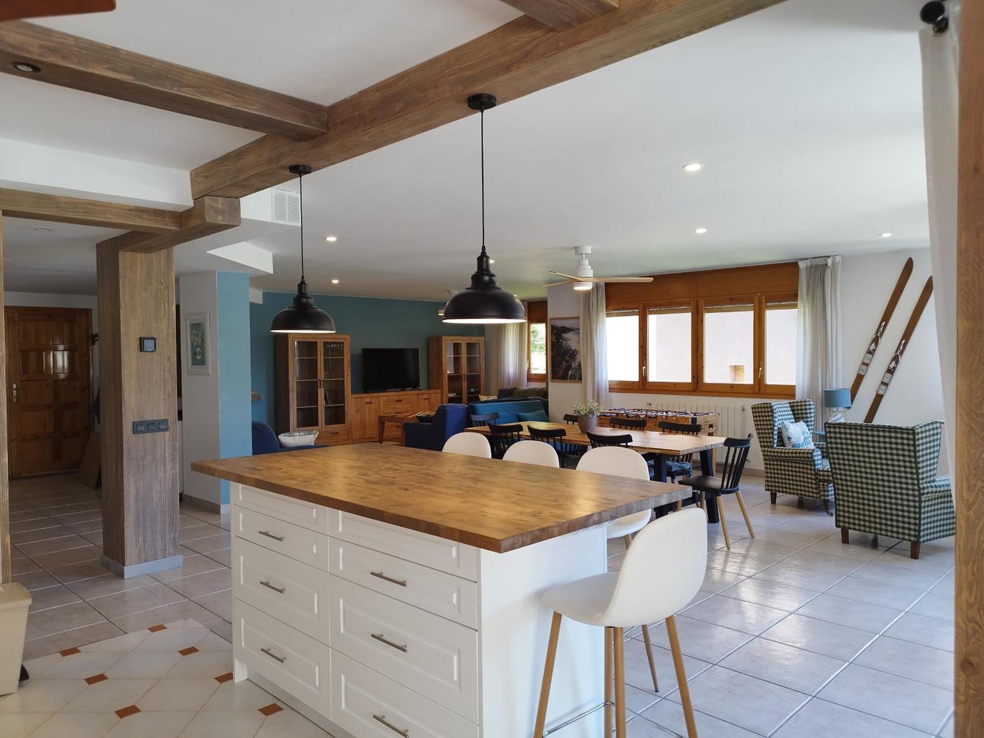 Villa San Lure Jaca Eksteriør billede
